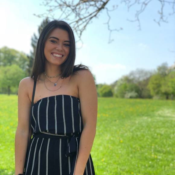 Meet your Posher, Brianna - Picture 1 of 1